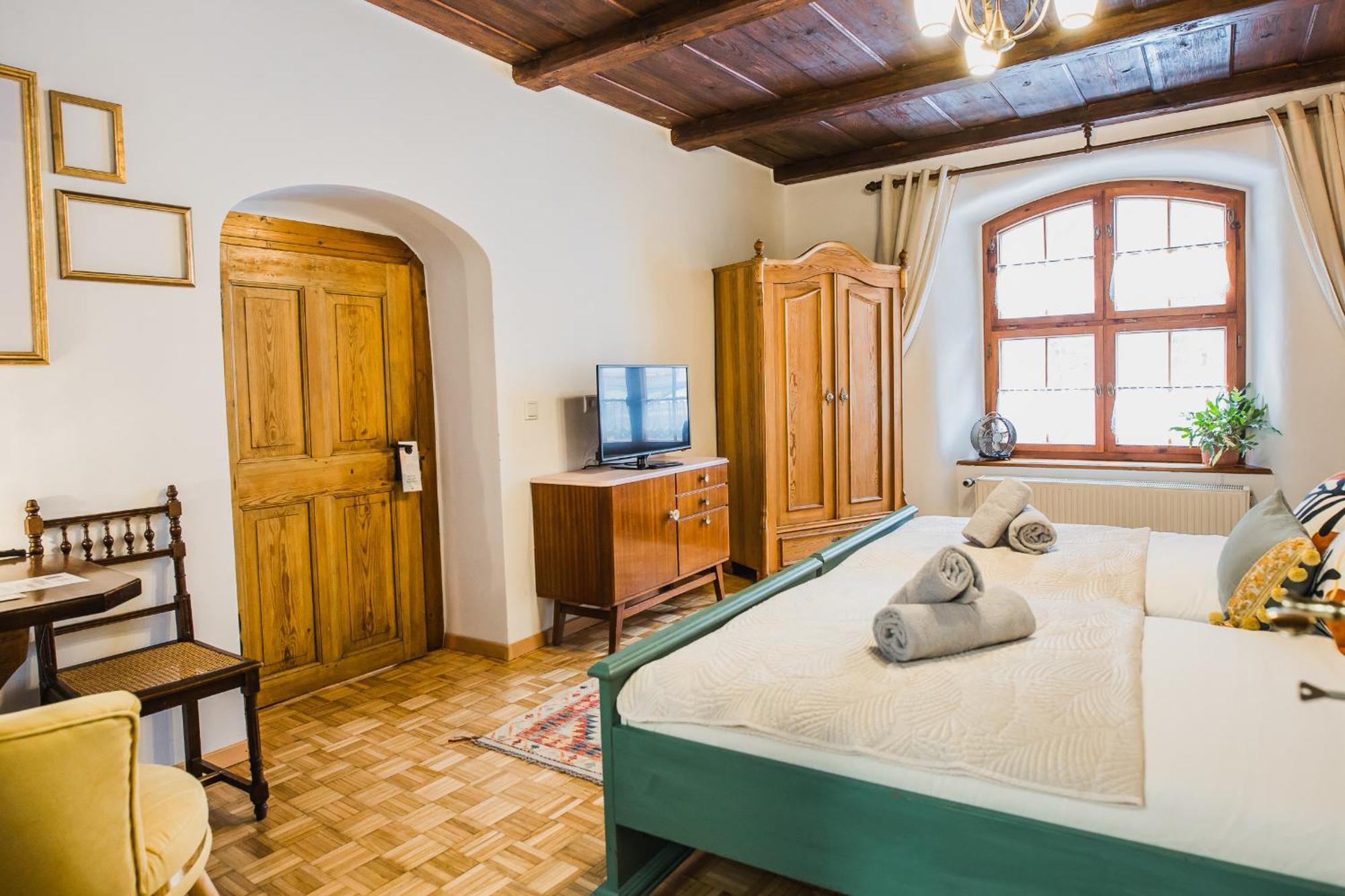 Flyns Bed & Breakfast Görlitz Dış mekan fotoğraf
